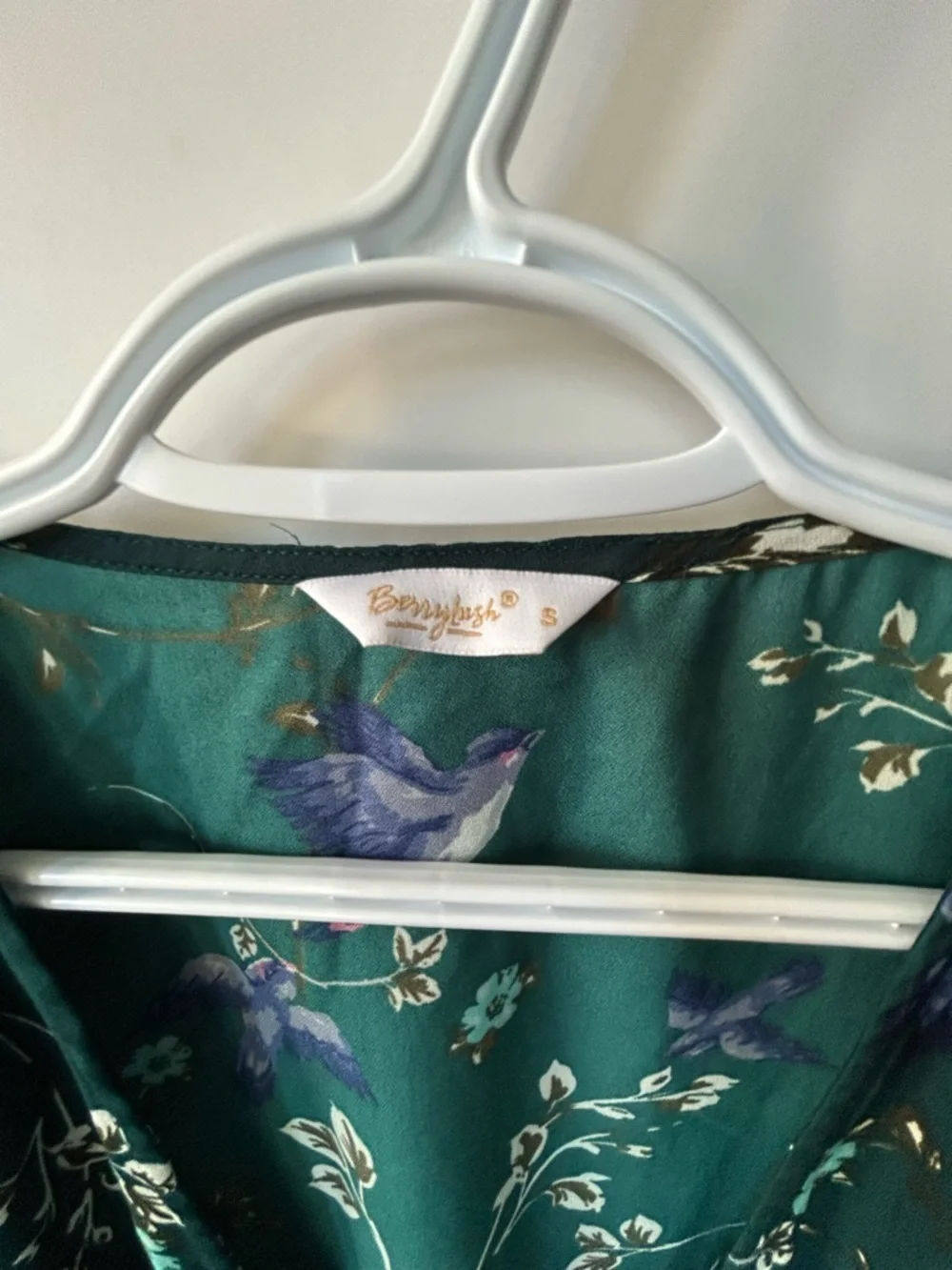 Berrywish Green Floral Bird Print Top - Picture 6 of 7